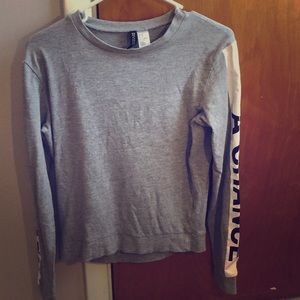 DIVIDED H&M long sleeve shirt